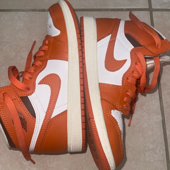 Little kids Jordan 1 high OG size 2 - Picture 7 of 7